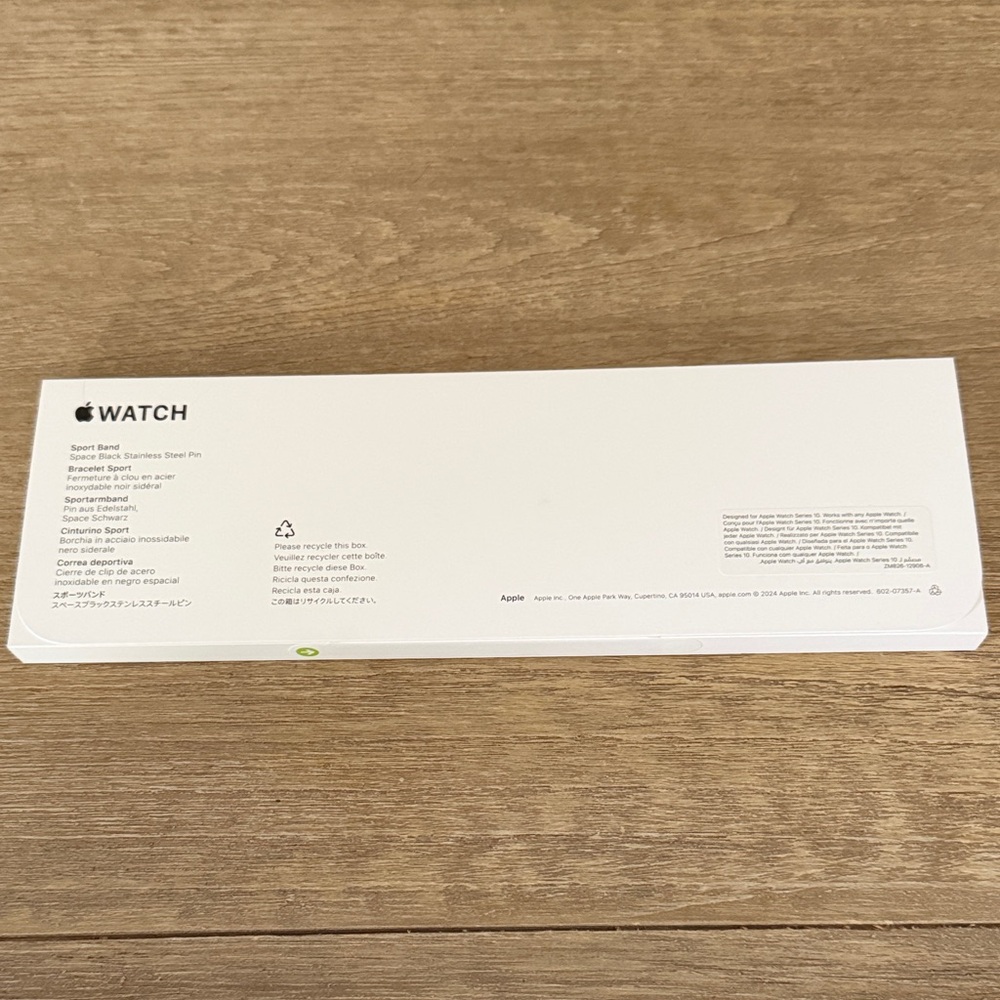 Apple Watch Sport Band in BLACK COLOR 42mm s/m NWT - Picture 2 of 6